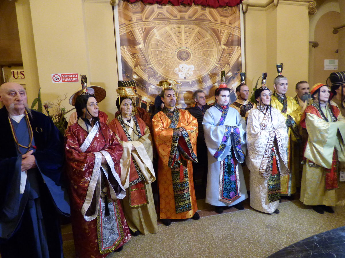 La Cina al Civico: i costumi de Il cerchio della luna