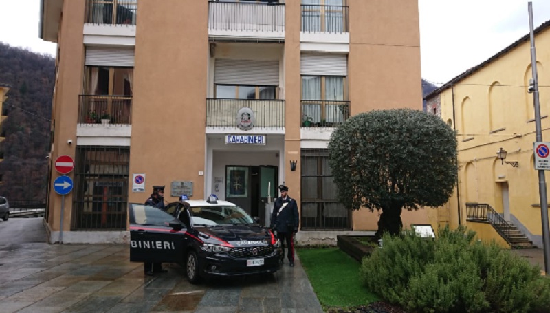 Maestra di Varallo sospesa per maltrattamento ai bimbi