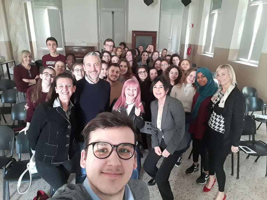 Conoscere l’endometriosi, nemico silenzioso delle donne