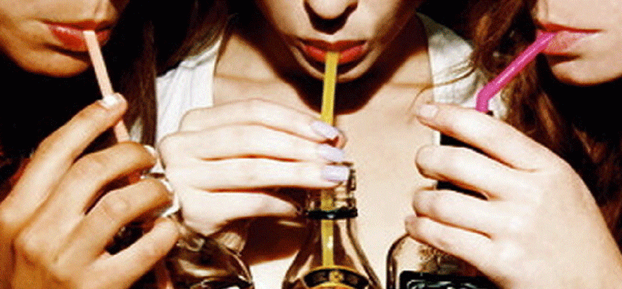 Vendono alcol a minorenni, due titolari di bar nei guai