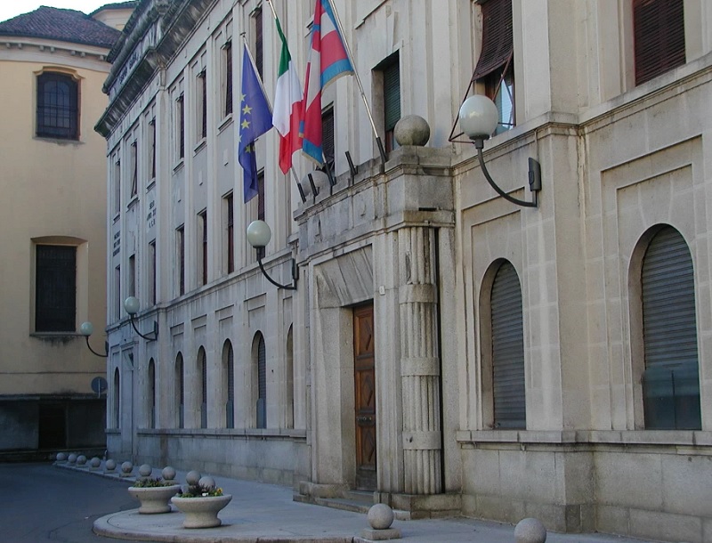 Lavoratori Comune Borgosesia: tagliati 600.000 euro di spettanze