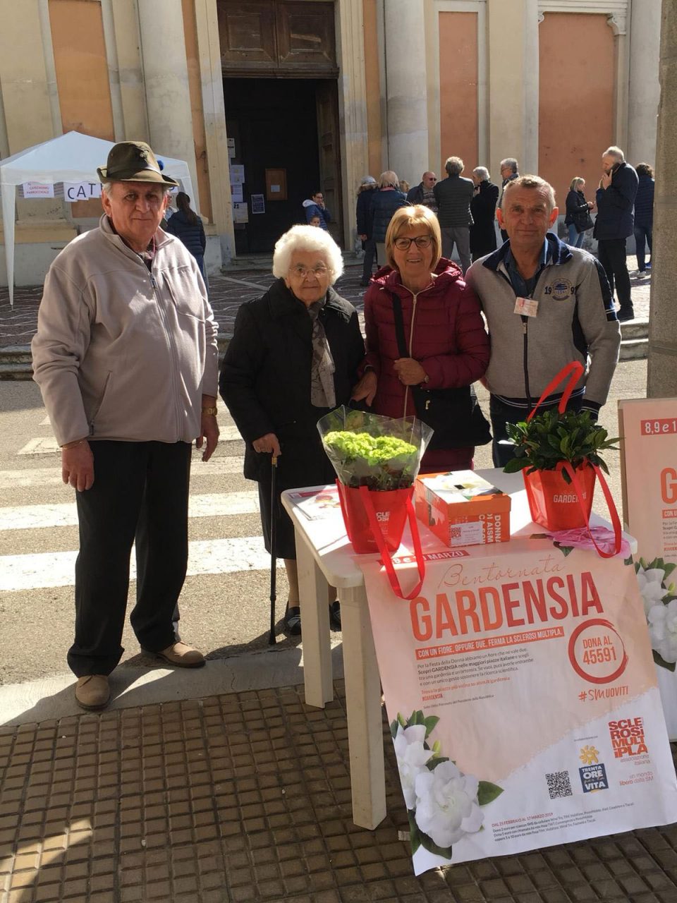 Gardenie e ortensie contro la Sclerosi Multipla