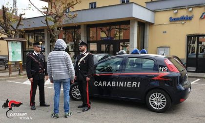 Ruba un cellulare: acciuffato ed arrestato dai Carabinieri