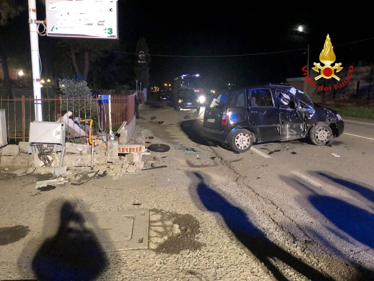 Incidente stradale con fuga di gas nella nottata