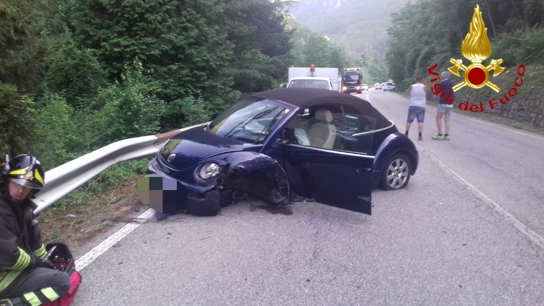 Schianto a Varallo: tre feriti, interviene l’elisoccorso