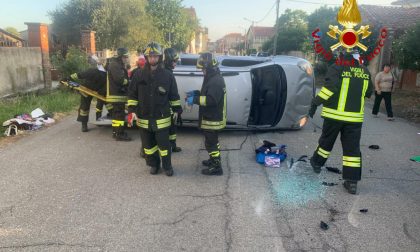 Incidente tra due auto ad Alice Castello: 5 feriti