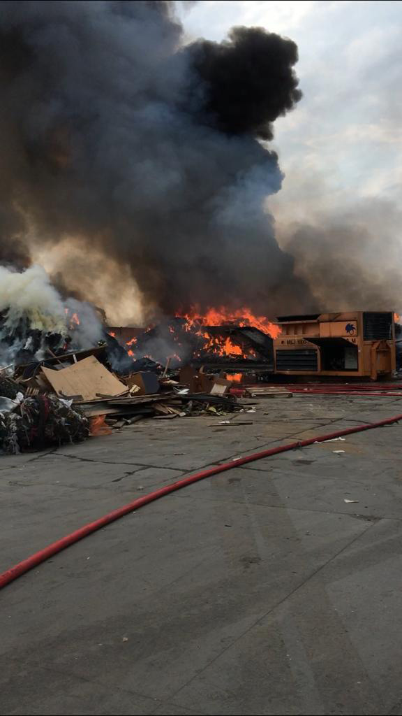 Incendio Palazzolo spento: nessun pericolo per l’aria