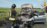 Auto a fuoco sulla A26