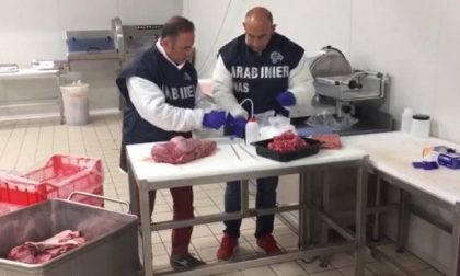 Carne al bisolfito di sodio: sequestrati 568 kg di prodotto