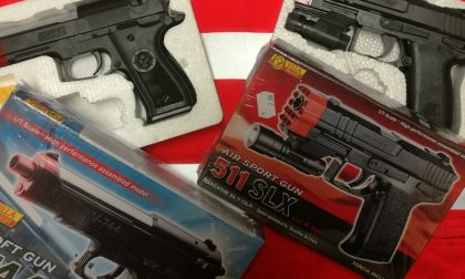 Armi giocattolo contraffatte: sequestro dei Carabinieri