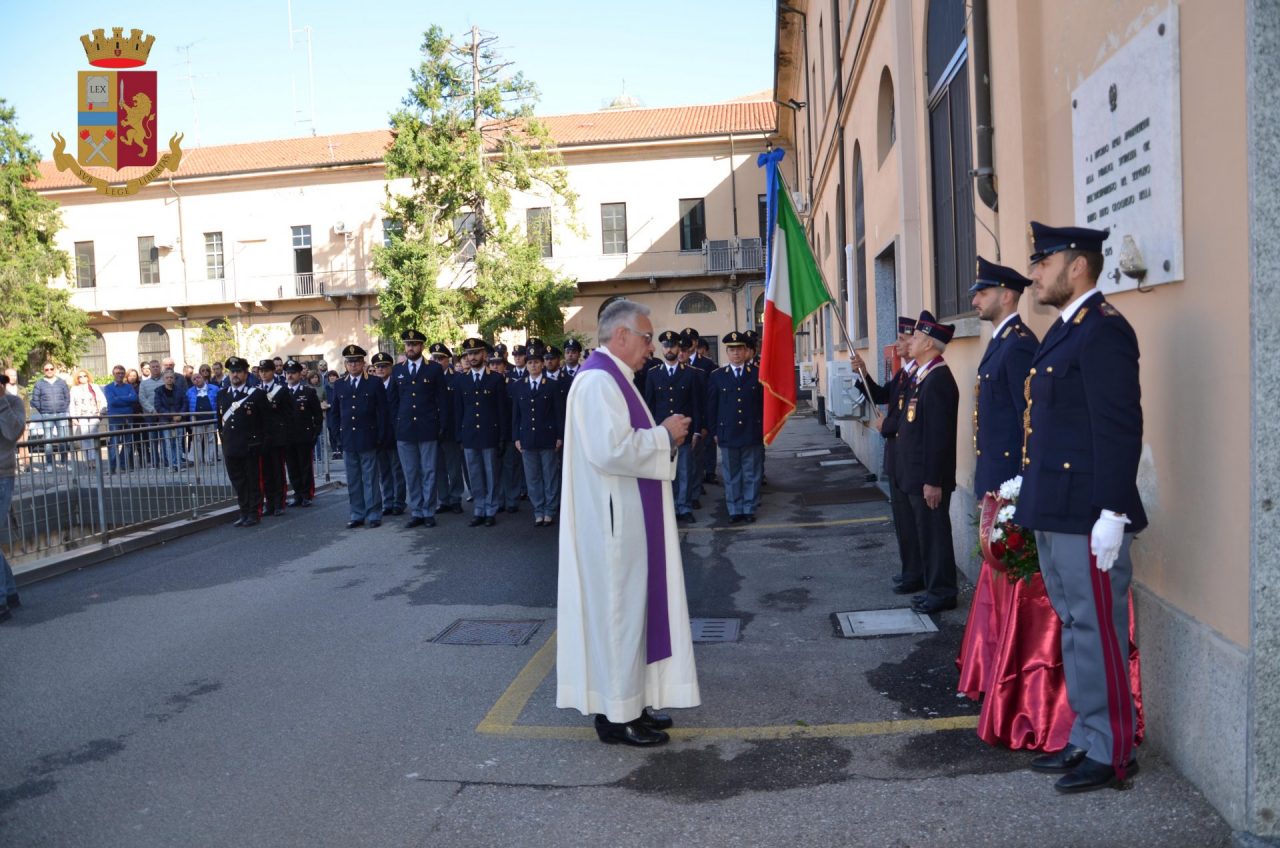 Poliziotti uccisi a Trieste ricordati in Questura a Vercelli