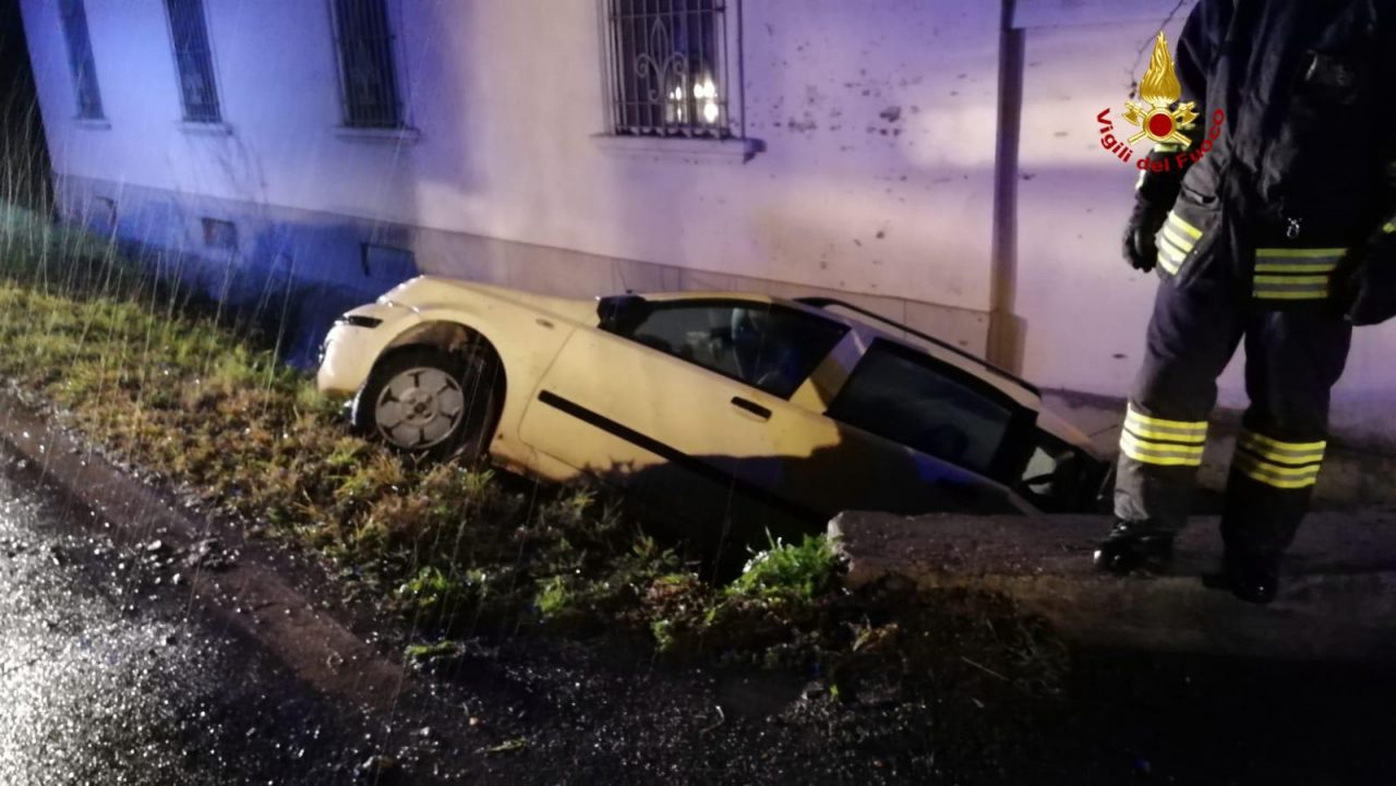 Un ferito sulla SP1 nel comune di Ronsecco