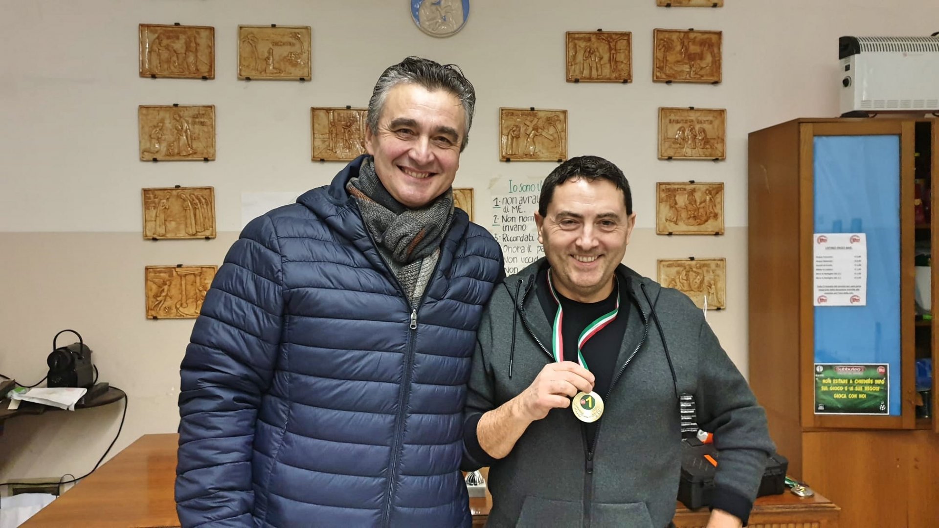 Assessore Paolo Milan con il vincitore del Torneo Riccardo Bruno
