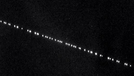 Scia luminosa in cielo, ma non era un cometa…