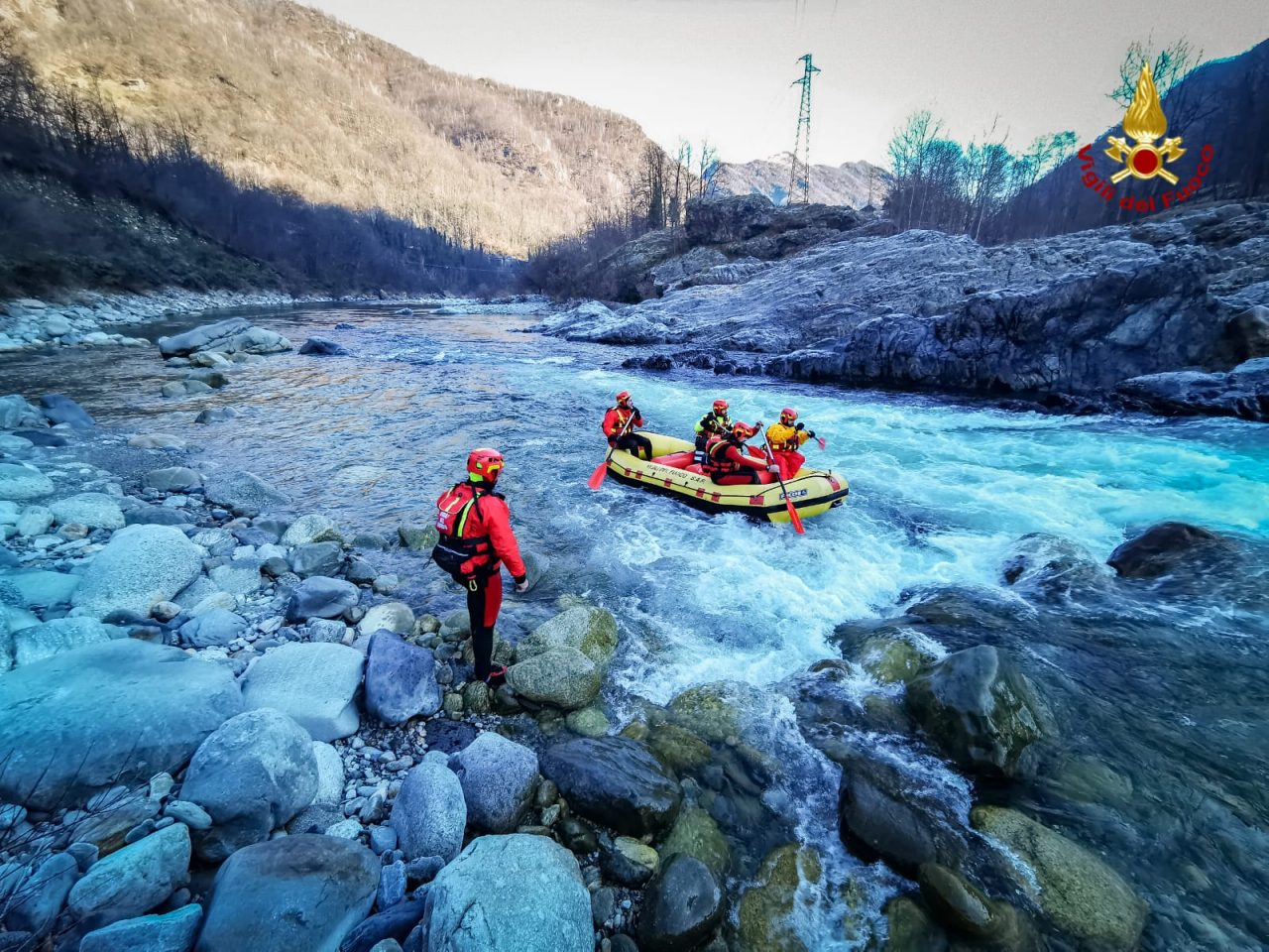 Soccorso in mezzo al Sesia: ma era solo un’esercitazione