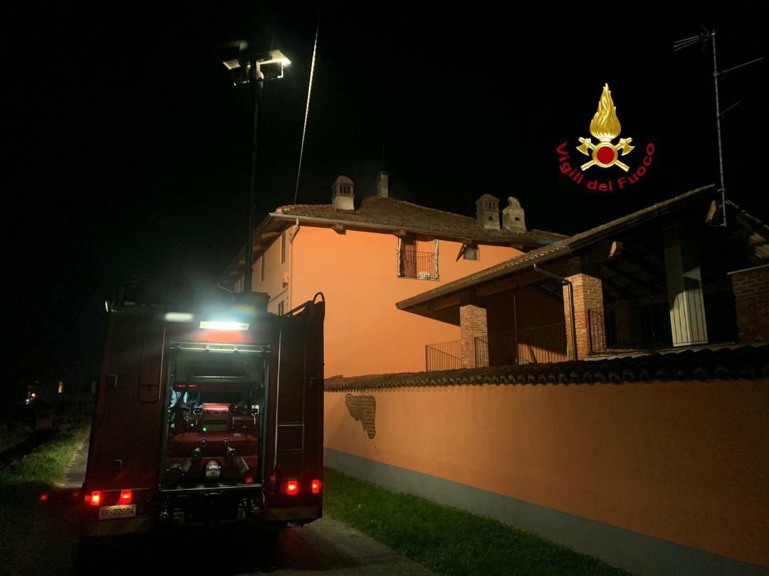 Incendio tetto a Crescentino