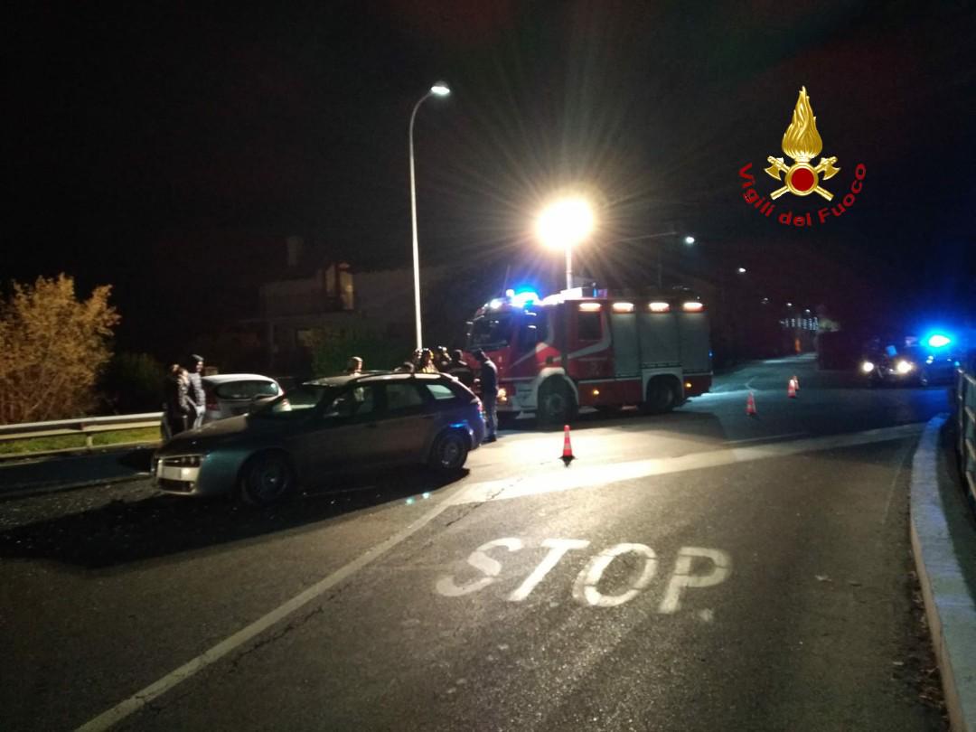 Incidente nella notte: donna in ospedale
