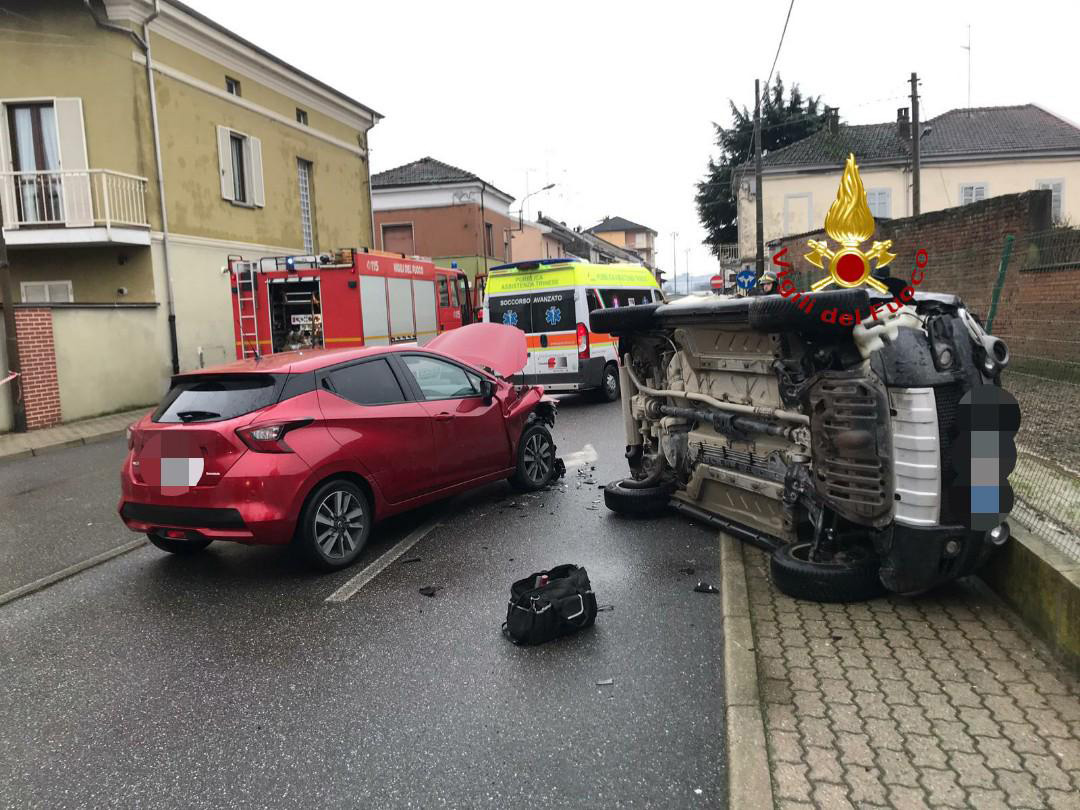 Trino: incidente in via Monte Grappa