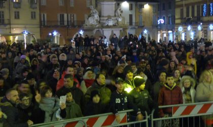 BENVENUTO 2020: grande folla in piazza Cavour