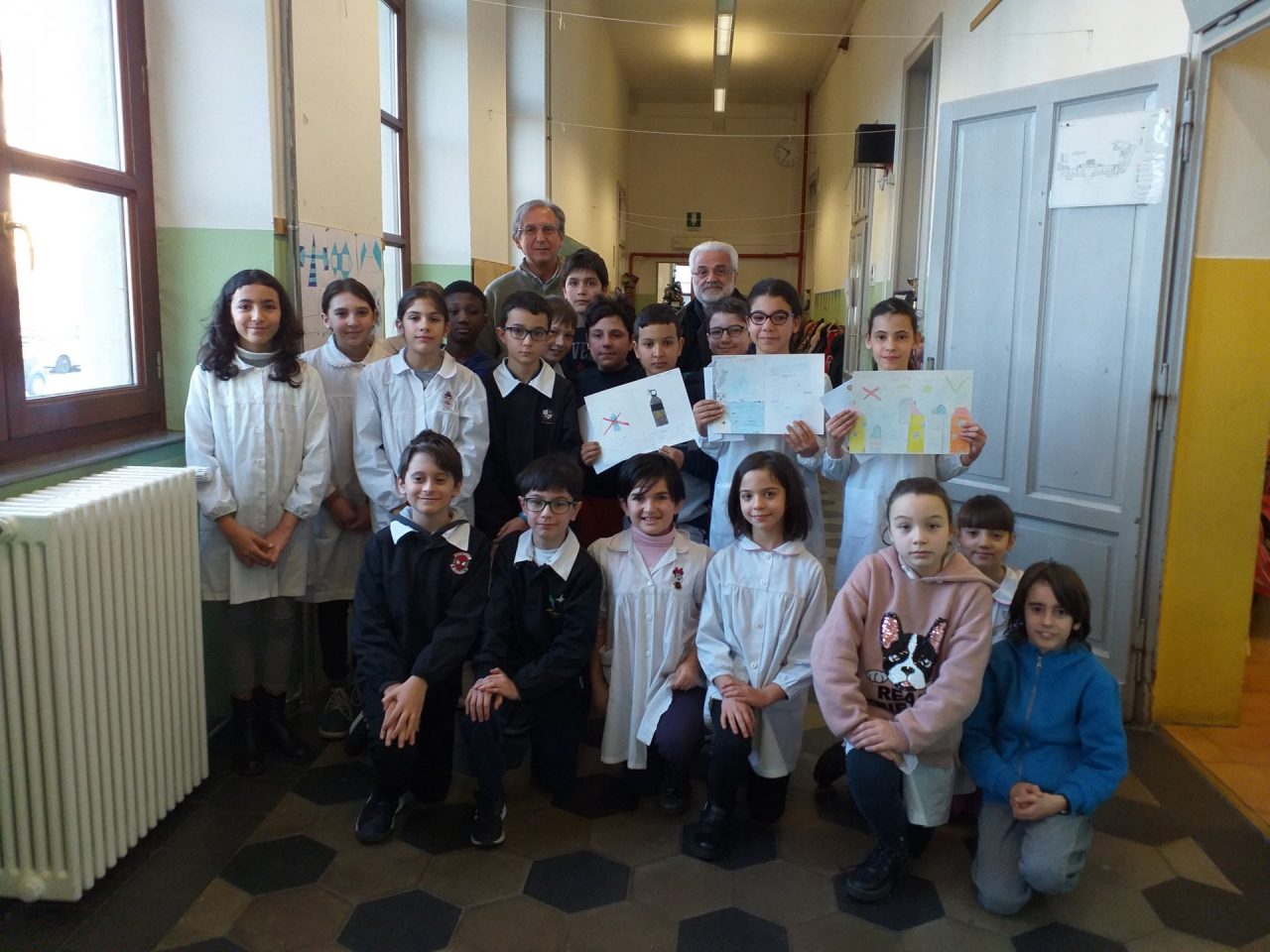 Rotary Club dona borracce alle classi quinte del Comprensivo Ferraris