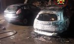 Fiamme in via Colombo: due auto coinvolte