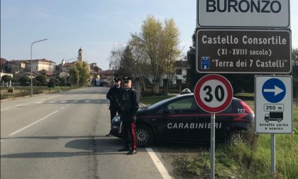 Vuole vedere i figli, ma aggredisce i carabinieri: arrestato