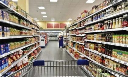 Prezzi alti nei supermercati, interviene Tiramani