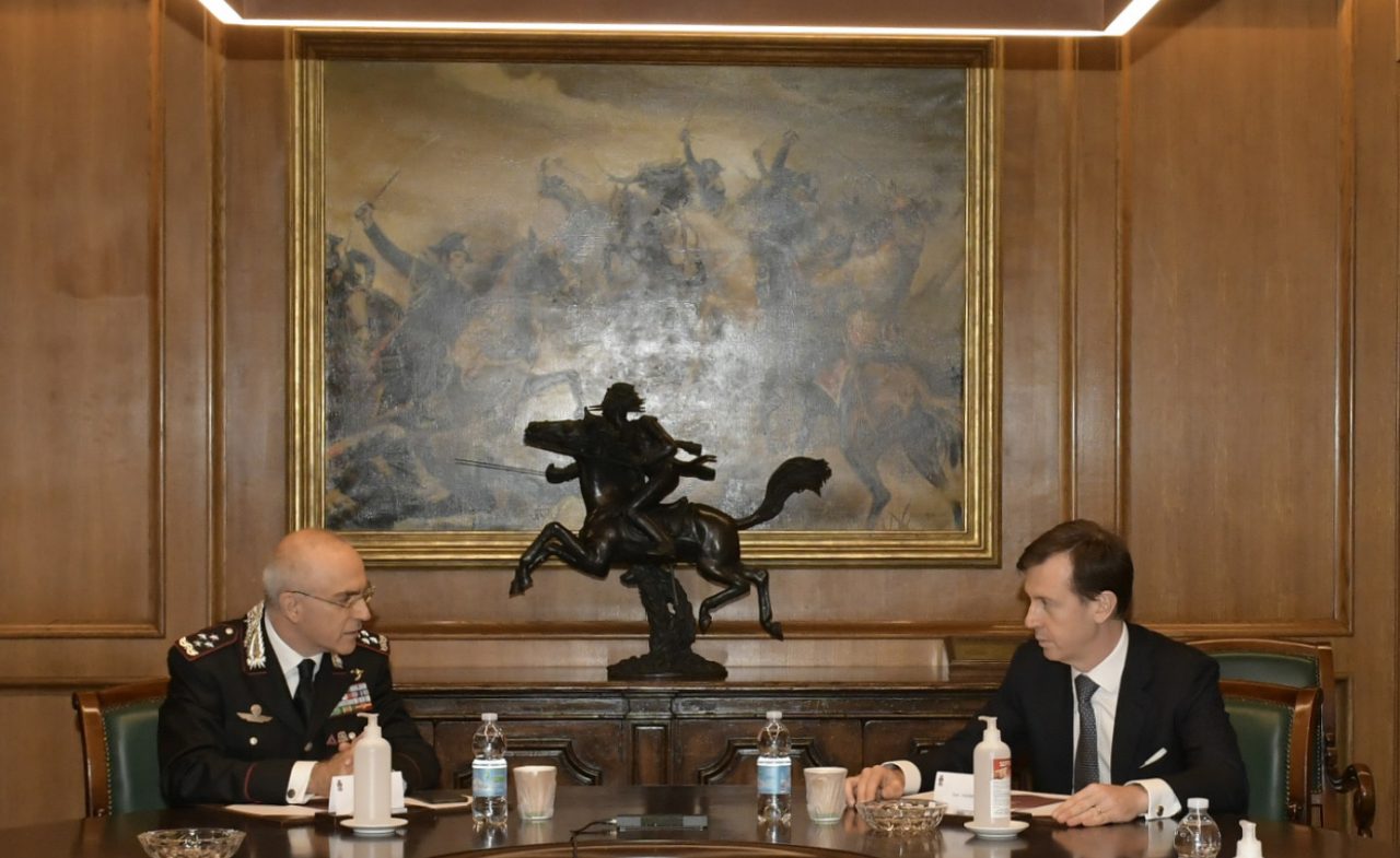 Cassa Depositi e Prestiti dona 2 milioni di mascherine ai Carabinieri