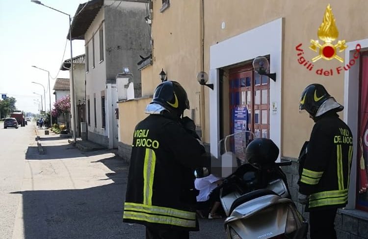 Scontro auto-moto a Oldenico, un ferito grave
