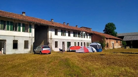 Campeggiatori abusivi al Borgo di Leri