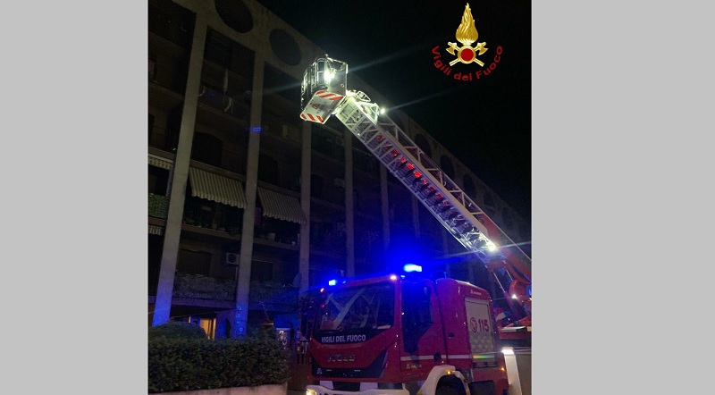 Donna svenuta in casa recuperata dai Vigili del Fuoco
