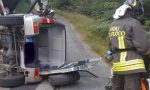 Auto rovesciata a Morondo: due persone incastrate