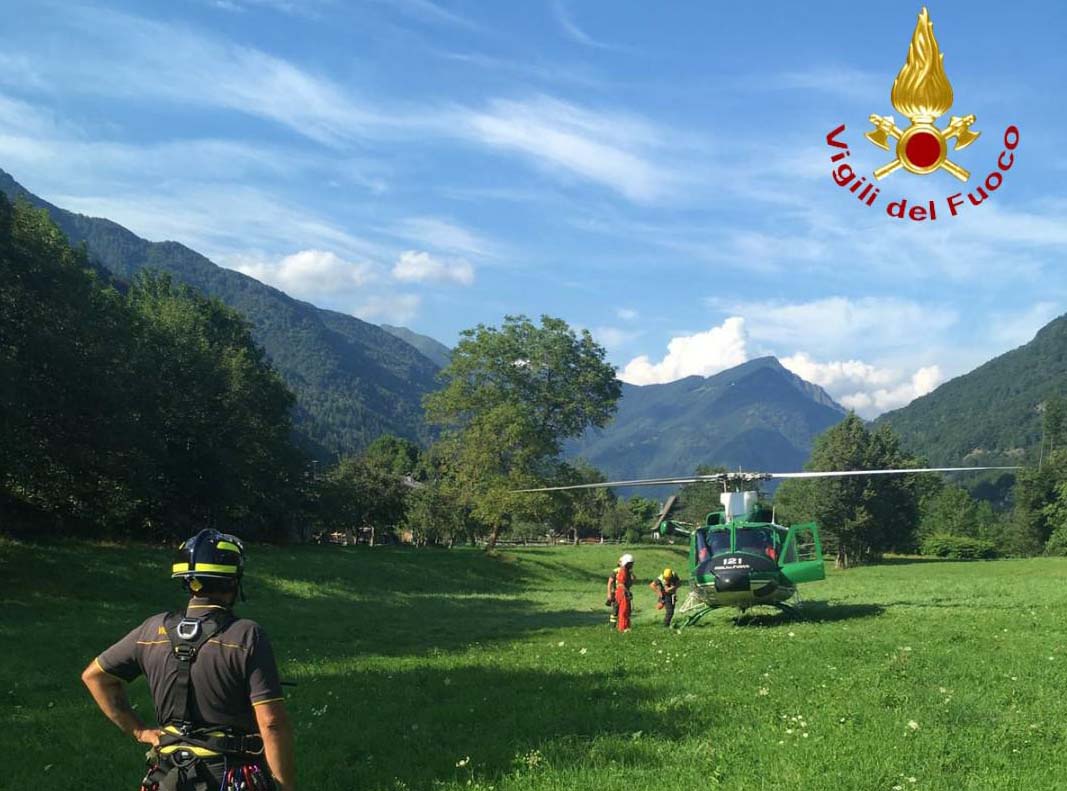 Valsesia: escursionista bloccato su una cengia salvato dall’elicottero