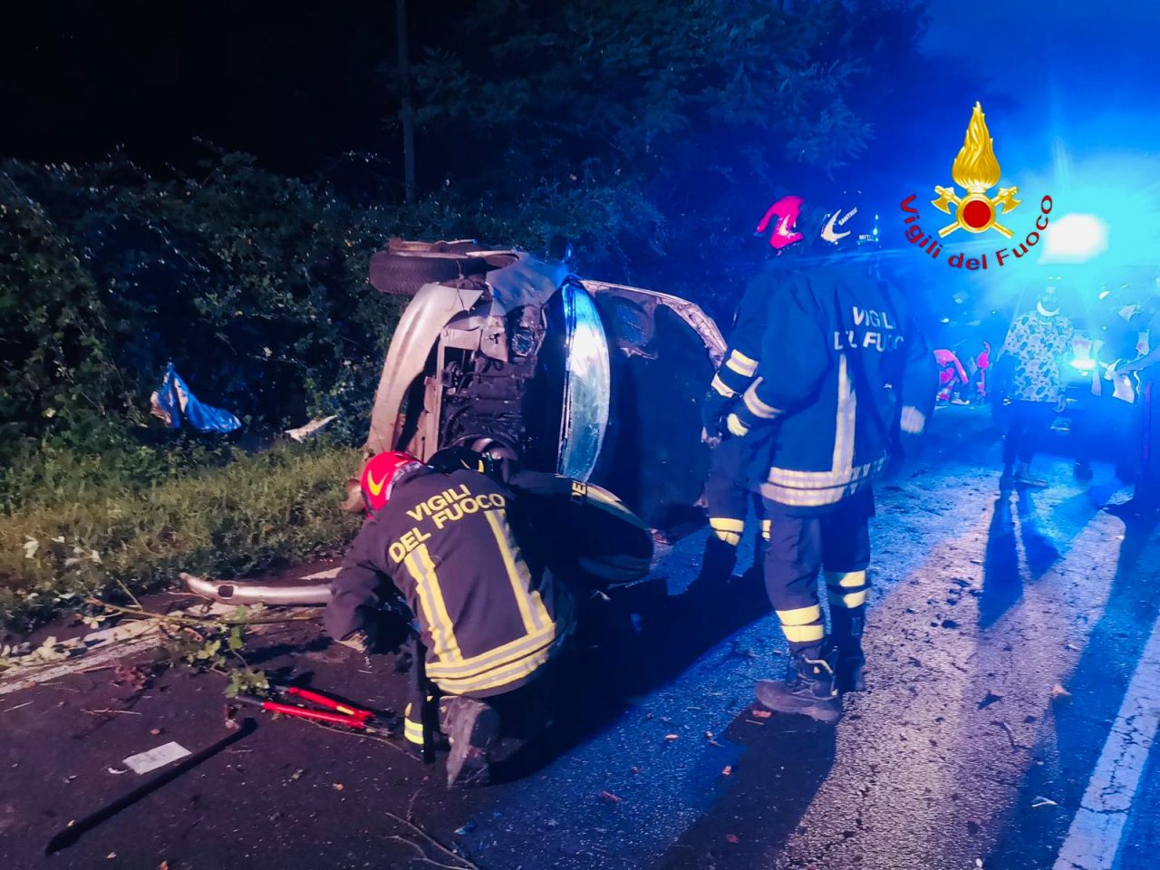 Due feriti in ospedale per incidente a Carisio