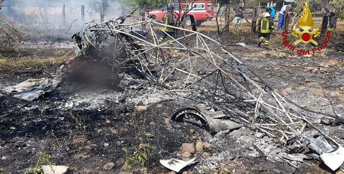 Aereo da turismo precipita a Cassano Jonio: morti due vercellesi