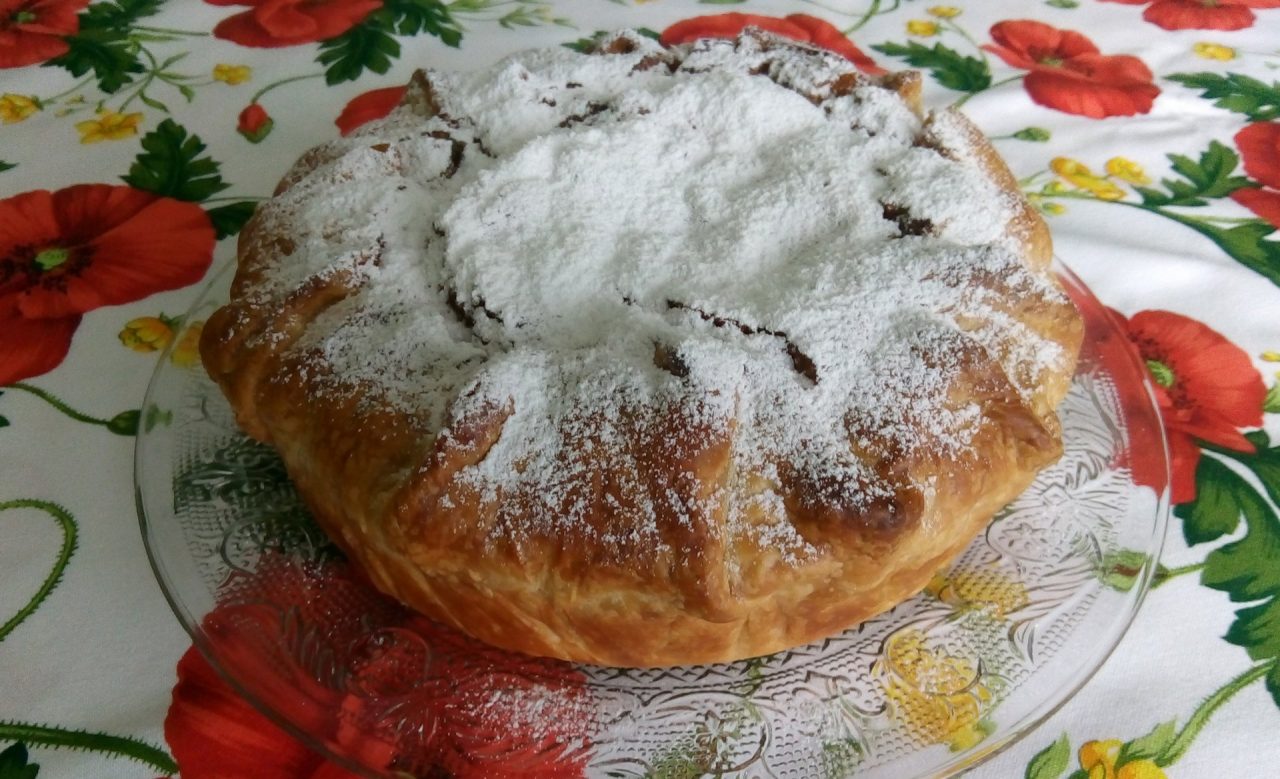 Torta di mele in crosta