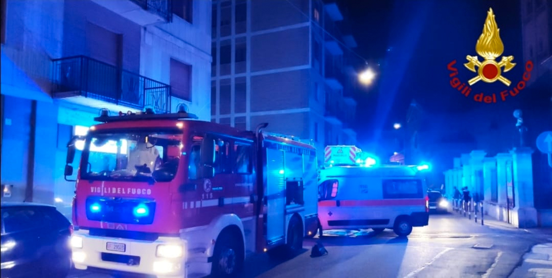 Donna morta in un alloggio in via Antonio Borgogna