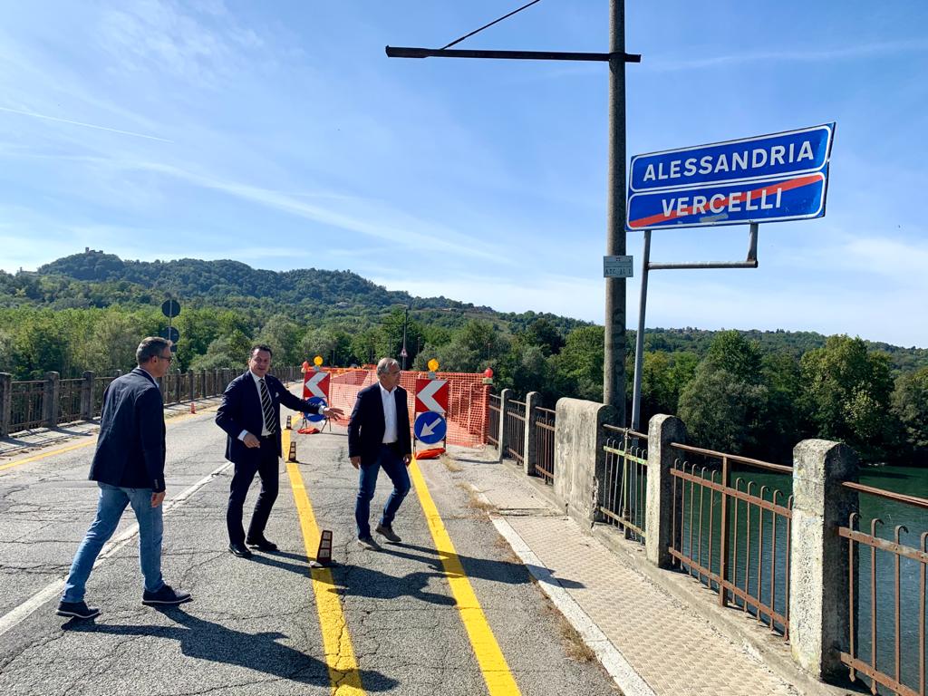 La Provincia allarga il ponte sul Po di Trino