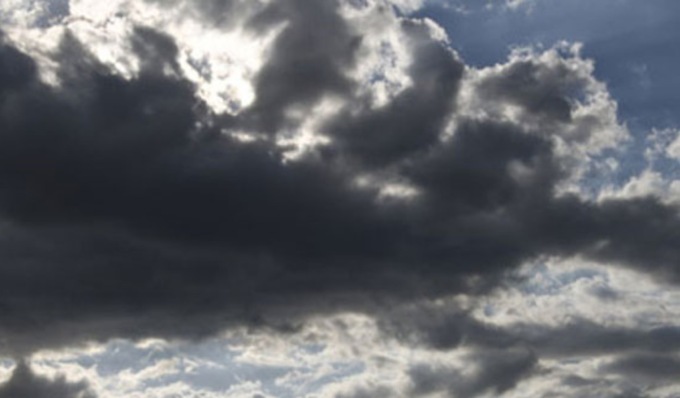 Meteo di fine anno: nubi, un po’ di pioggia ma niente gelo