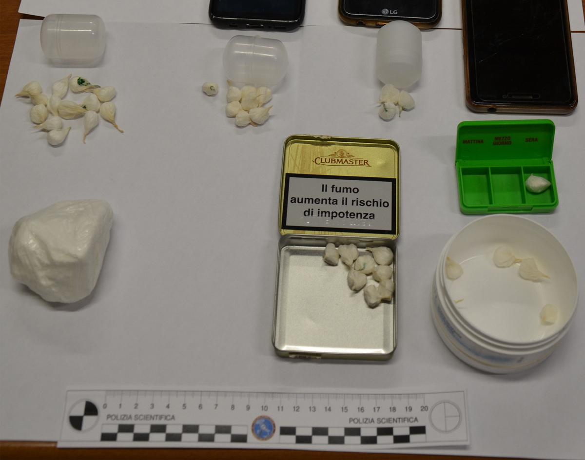 Arrestato pusher con 100 grammi di cocaina