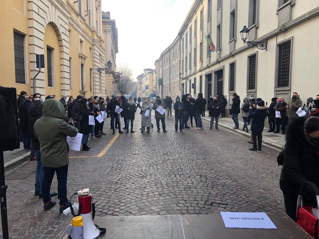 Presidio Fipe Ascom: la rumorosa protesta degli esercenti