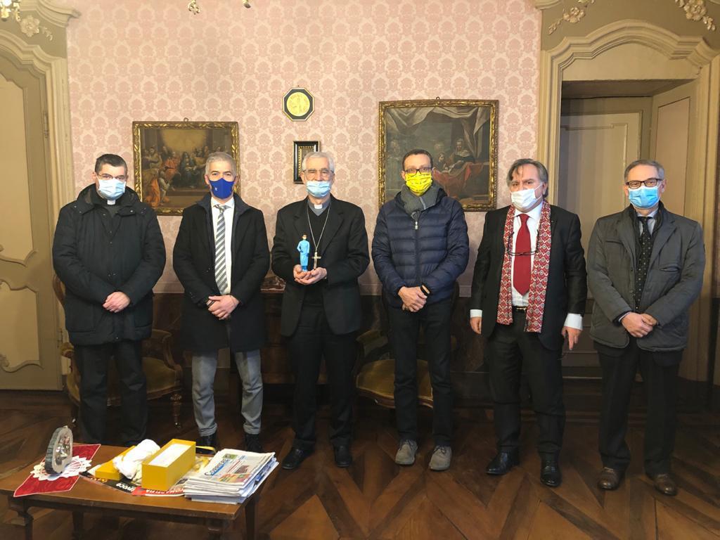 L’infermiera nel presepe di Coldiretti e Confcommercio