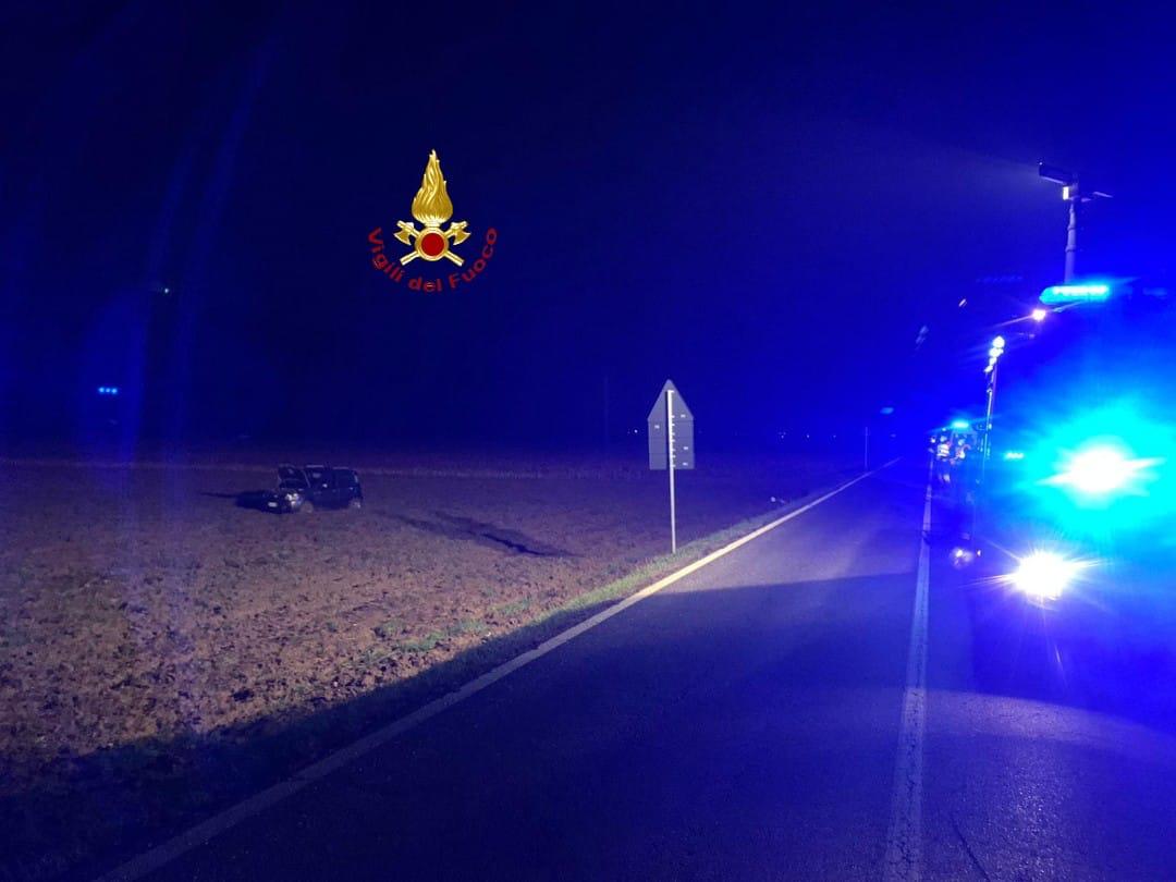 Panda fuori strada tra Bianzè e Tronzano