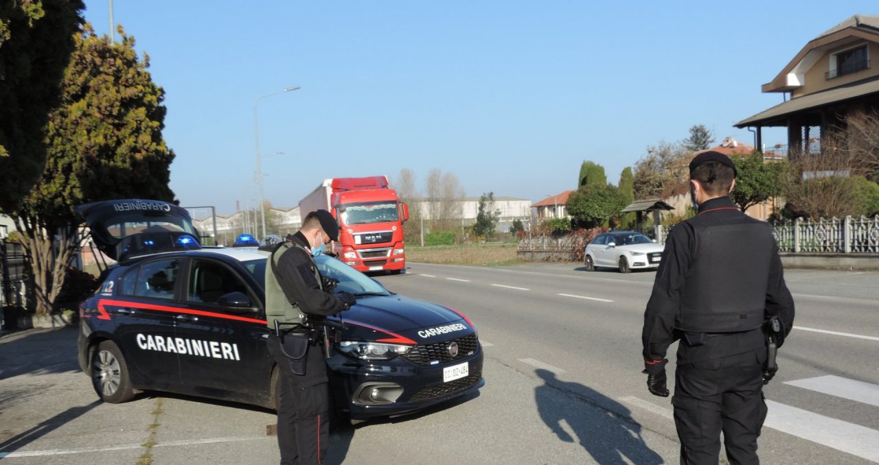 Tentato furto in casa: denunciati due clandestini