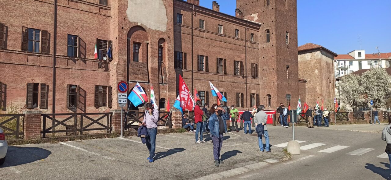 Vertenza Cerutti: ancora nessuna certezza sul rinnovo della “cassa”