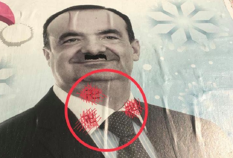 Manifesto di Caprioglio imbrattato a Santhià: sdegno e condanna