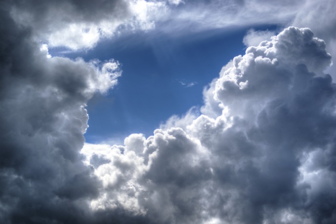 Meteo a Vercelli e nella Bassa: possibili rovesci a metà settimana. Sereno nel weekend