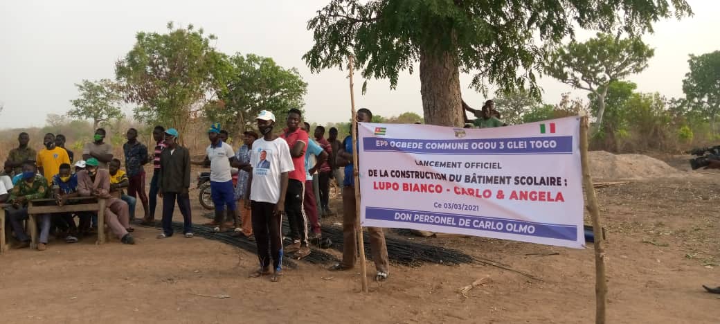 Festa a Glei in Togo per la scuola donata da Carlo Olmo