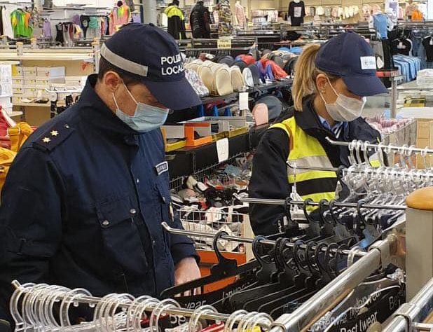 Capi di abbigliamento intimo contraffatti sequestrati a Vercelli