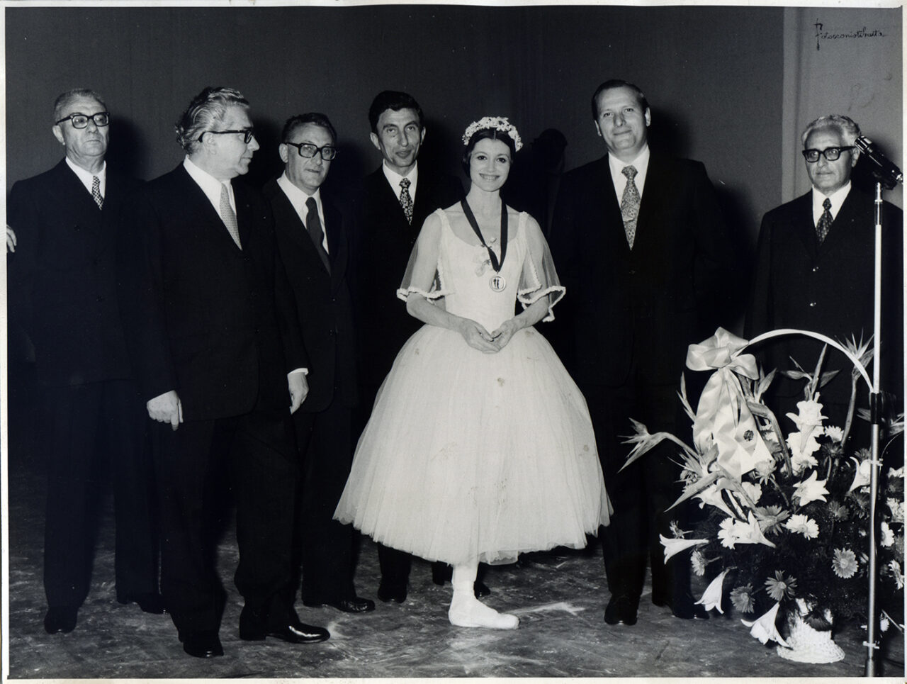 Addio a Carla Fracci: fu premiata con il Viotti d’Oro nel 1972